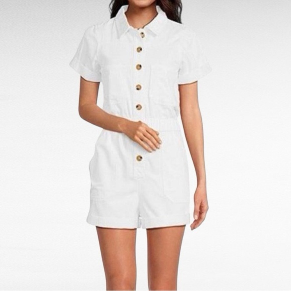 EUC – Gianni Bini White Denim Button Up Romper – Xlarge